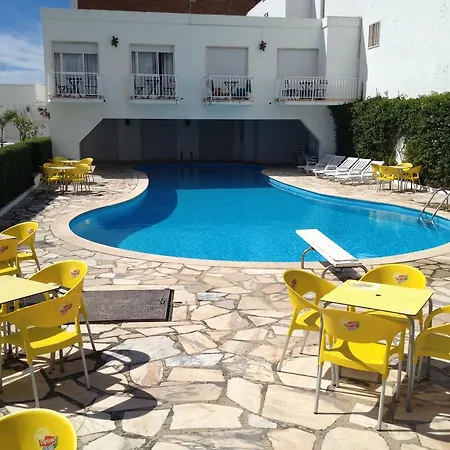 Pensionat Granada Holidays São Martinho do Porto