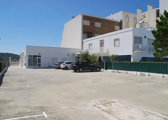 招待所 Granada Holidays