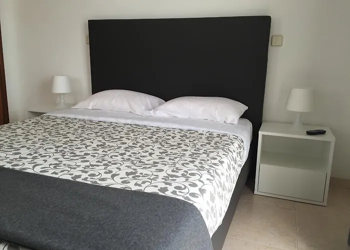 招待所 Granada Holidays